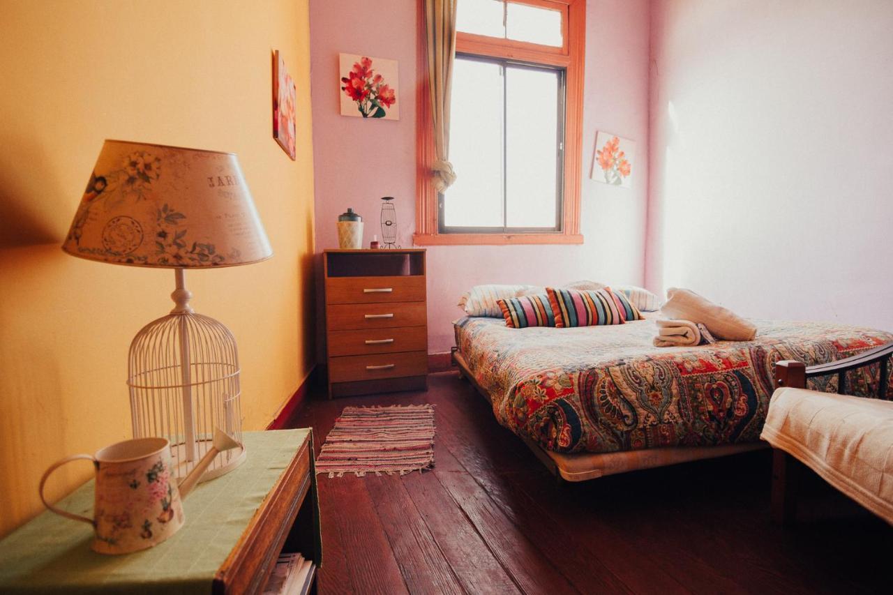 De Colores Hostal Valparaíso Habitación foto